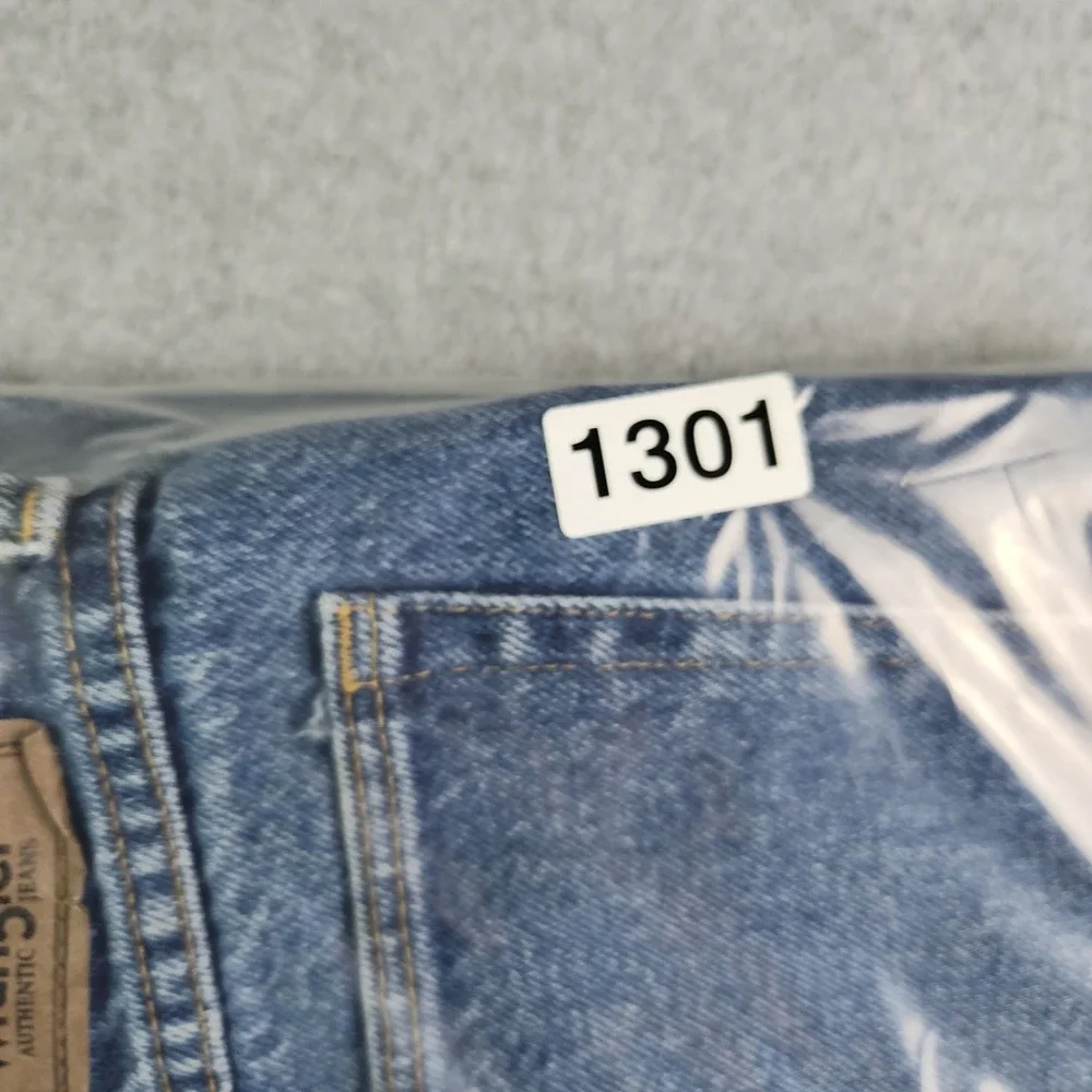 Wrangler Jeans Mens 36x30 Blue Denim 5-Pocket Workwear‎ Authentic Straight Leg